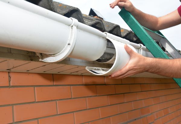 Gutter Seam Repair in Muskegon